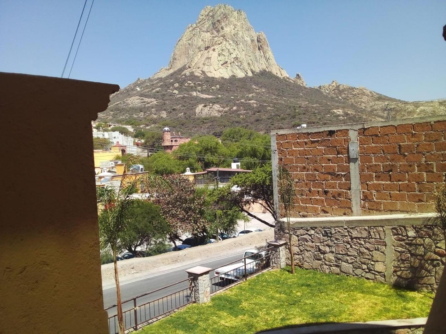 Hotel Guadalupe Bernal Bagian luar foto